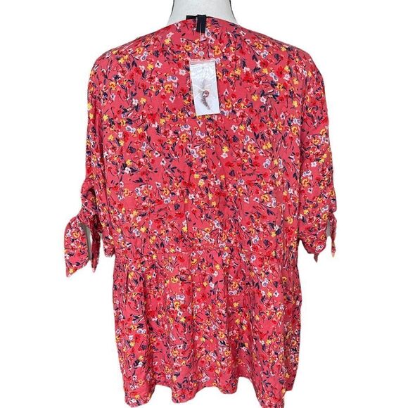 Jessica Simpson Rose Of Sharon Top - Picture 5 of 5